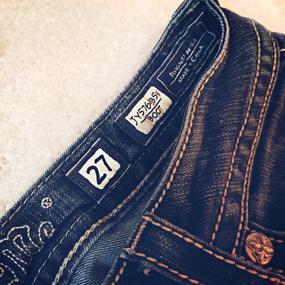 27” Waist 32” Inseam Boot Cut Miss Me Jeans - Picture 6 of 8